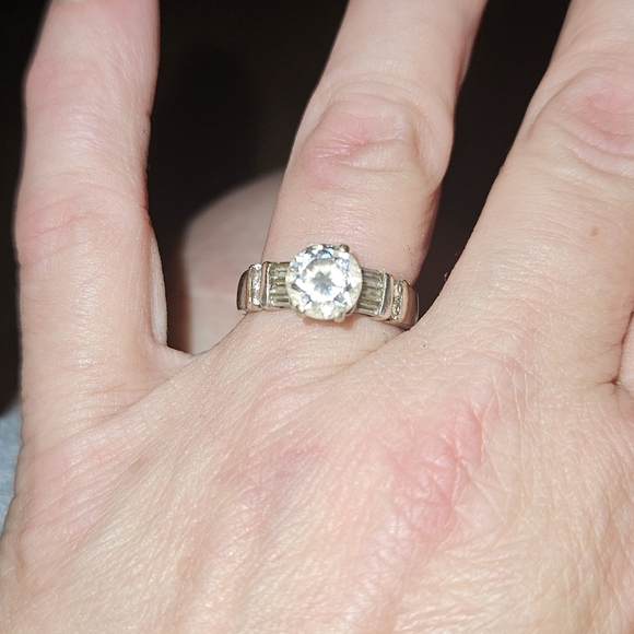 Meet your Posher, Tracy - Picture 5 of 6